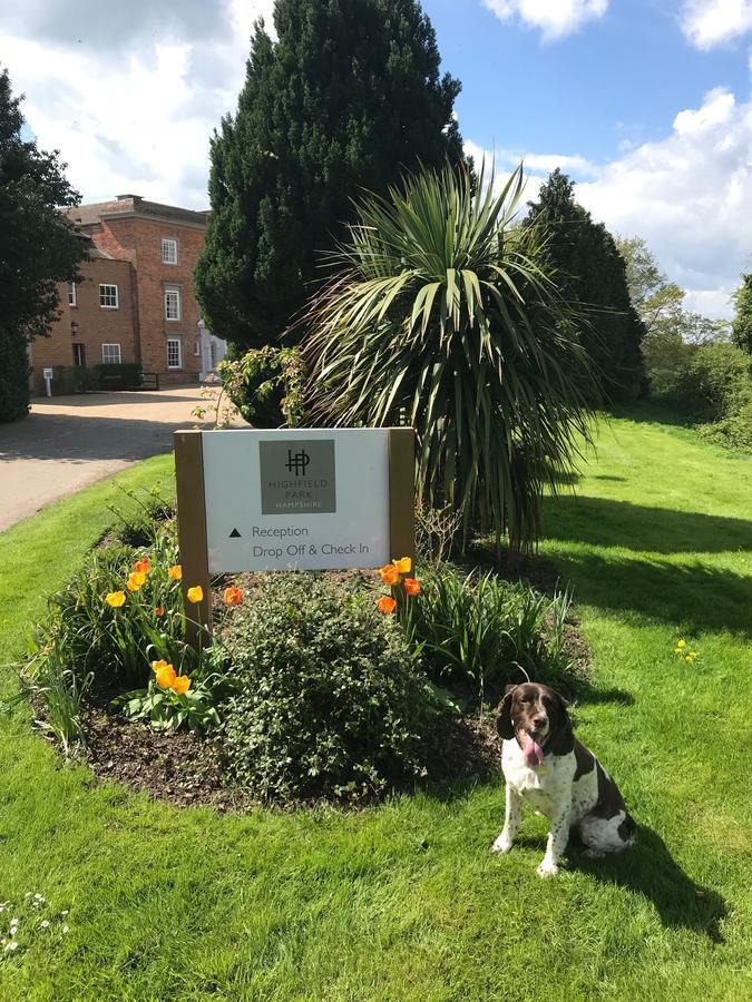 Highfield Park Hotel Hook  Luaran gambar