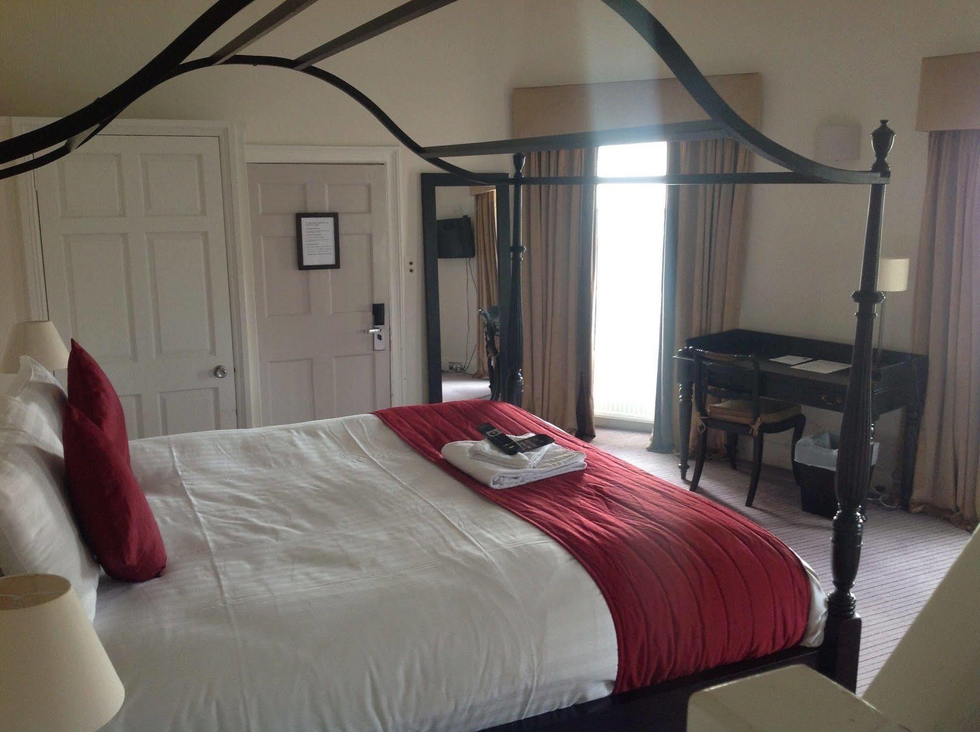 Highfield Park Hotel Hook  Luaran gambar
